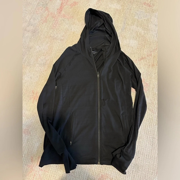 Athleta Jackets & Blazers - ATHLETA Jacket Pacifica Illume UPF Relaxed Hood Lightweight black 657489
